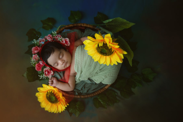 new baby photographer in UAE female photographer