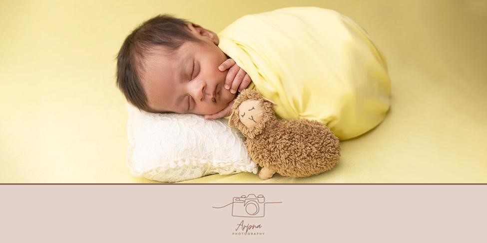 Newborn Photoshoot in Dubai: What to Expect During a Session