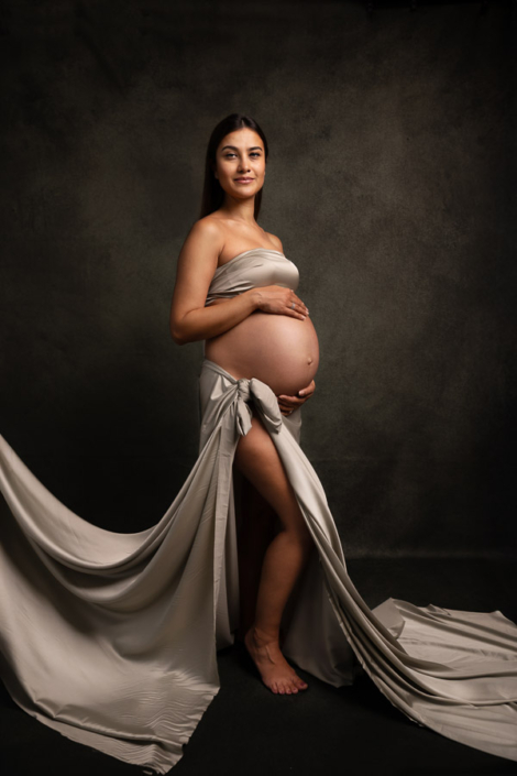 Pregnancy Photoshoot inDubai