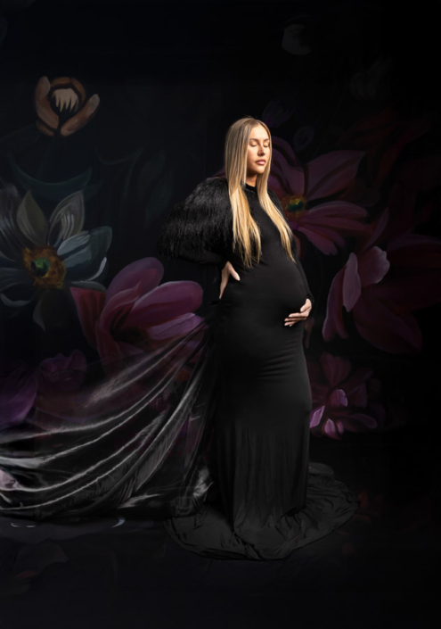 black fitted gown maternity photoshoot – Dubai maternity photographer | Arpna Photography