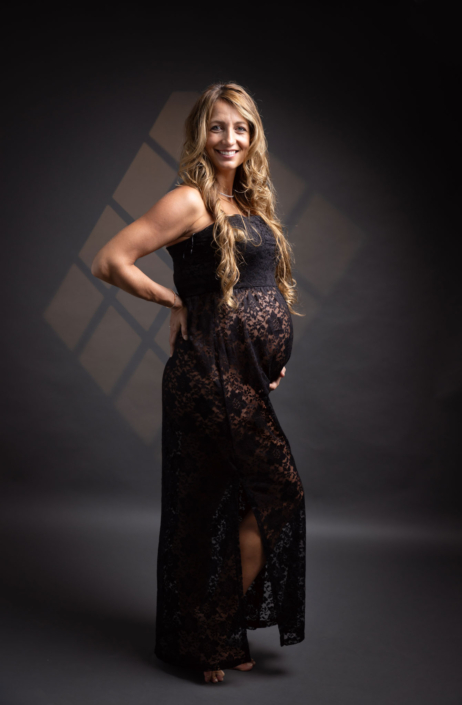 dubai maternity portrait