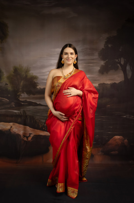maternity-photography-dubai-studio-portrait