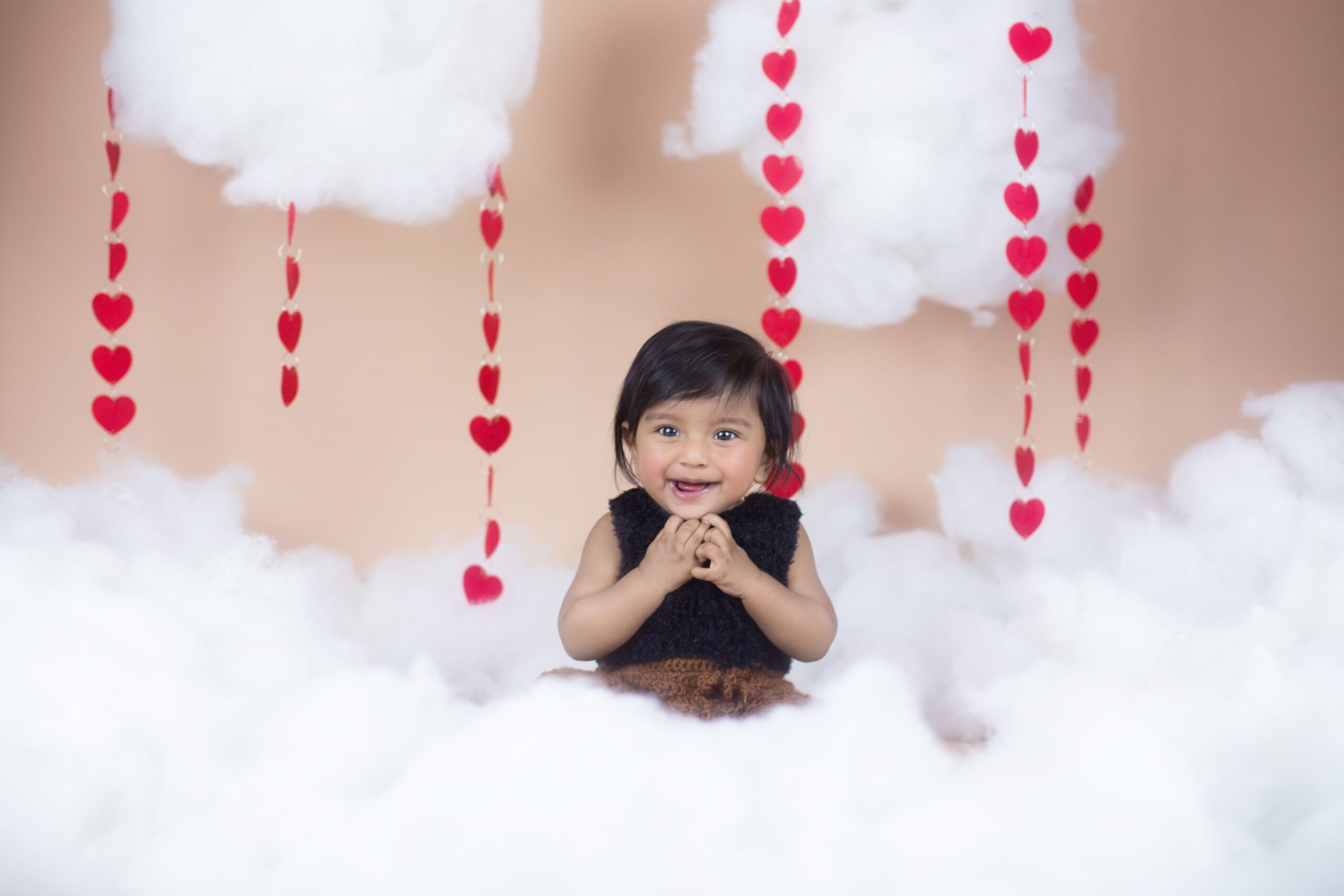 Newborn photography Dubai - Adorable baby portraits