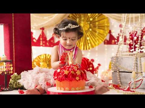 Behind the scenes of a cake smash photography session in Dubai